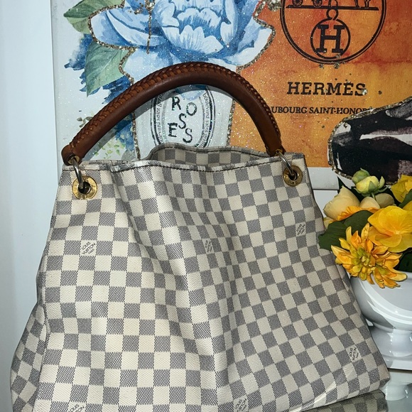 Louis Vuitton LV Hand Bag Artsy MM White Damier Azur beautiful bag. - Picture 2 of 16